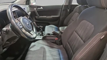 Kia Sportage 1.6 MHEV Business 100kW (136CV) 4x4
