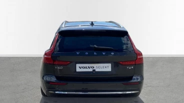 Volvo V60 2.0 T6 AWD Recharge Core Auto