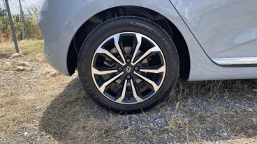 Renault Clio techno Eco-G 100cv (74kW)