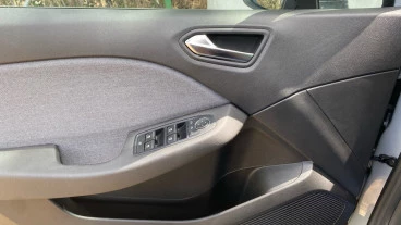 Renault Clio techno Eco-G 100cv (74kW)