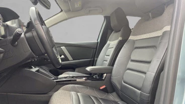 Citroën C4 PureTech 130 S&S EAT8 Shine