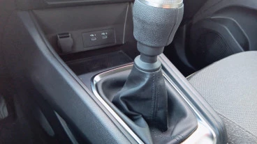Renault Captur techno Eco-G 100cv (74 kW)