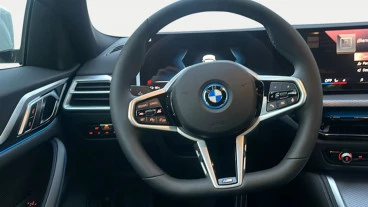 BMW i4 eDrive35