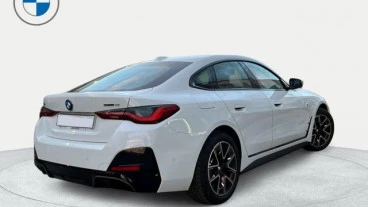 BMW i4 eDrive35