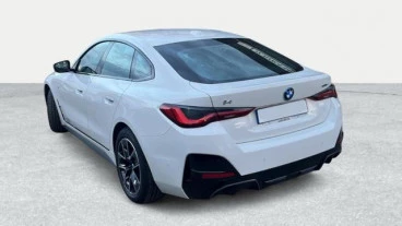 BMW i4 eDrive35