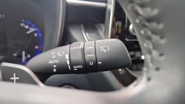 Toyota Corolla 2.0 180H FEEL! E-CVT