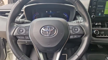 Toyota Corolla 2.0 180H FEEL! E-CVT