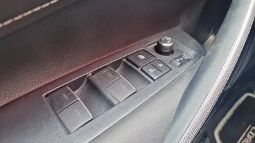 Toyota Corolla 2.0 180H FEEL! E-CVT