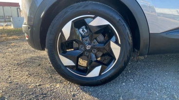 Renault Captur techno Eco-G 100cv (74 kW)