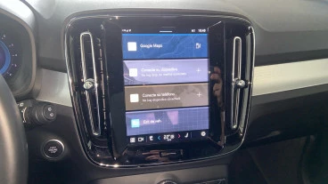 Volvo XC40 2.0 B3 G Plus Dark Auto