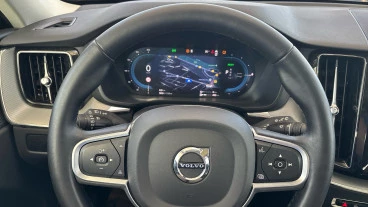 Volvo XC60 2.0 T6 AWD Recharge Core Auto