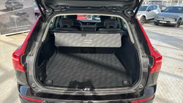 Volvo XC60 2.0 T6 AWD Recharge Core Auto