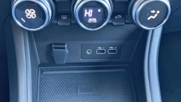 Renault Captur techno TCe 67kW (90CV)