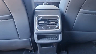 EBRO S700 1.5 TGDI PHEV Luxury E-CVT