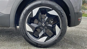 Renault Captur techno Eco-G 100cv (74 kW)