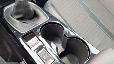 Peugeot 2008 Active Puretech 100 S&S BVM6