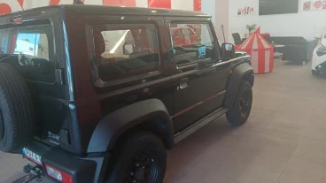 Suzuki Jimny 1.5 JX 5MT