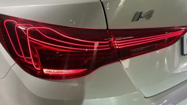 BMW i4 eDrive35
