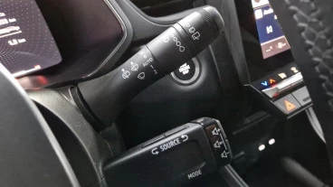 Renault Captur techno Eco-G 100cv (74 kW)