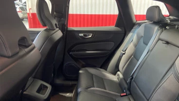 Volvo XC60 2.0 B4 D Plus Dark Auto