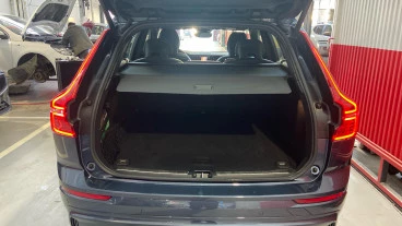 Volvo XC60 2.0 B4 D Plus Dark Auto