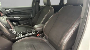 Ford Kuga 2.0 TDCi 110kW 4x2 A-S-S ST-Line