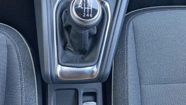 Renault Captur techno Eco-G 100cv (74 kW)