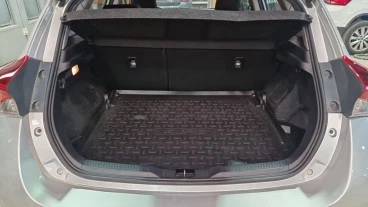 Toyota Auris 1.8 140H Hybrid Active