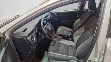 Toyota Auris 1.8 140H Hybrid Active