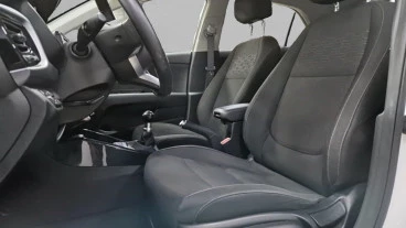 Kia Rio 1.2 CVVT 62kW (84CV) Concept