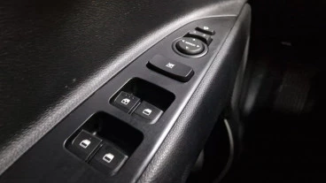 Kia Rio 1.2 CVVT 62kW (84CV) Concept