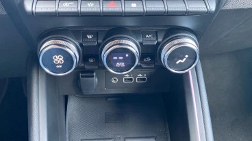 Renault Clio Techno TCe 90 (67kw)