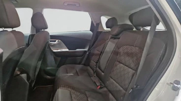 Kia Niro 1.6 GDi HEV 104kW (141CV) Concept