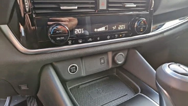 Nissan Qashqai DIG-T 103kW N-Connecta