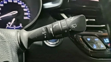 Toyota C-HR 1.8 125H Advance