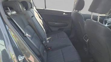 Kia Sportage 1.6 MHEV Business DCT 100kW (136CV) 4X2