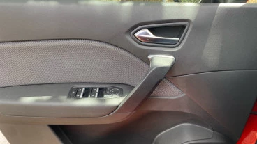 Renault Captur techno Eco-G 100cv (74 kW)