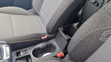 Renault Captur techno Eco-G 100cv (74 kW)