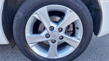 Toyota Auris 1.4 D-4D DPF Active