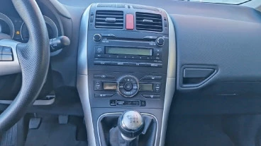 Toyota Auris 1.4 D-4D DPF Active