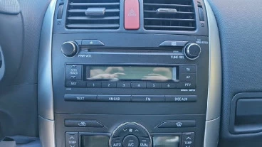 Toyota Auris 1.4 D-4D DPF Active