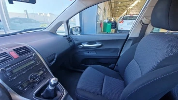 Toyota Auris 1.4 D-4D DPF Active