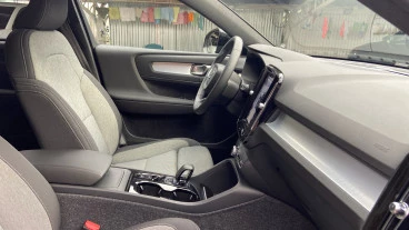 Volvo XC40 2.0 B3 G Core Auto