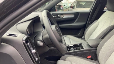 Volvo XC40 2.0 B3 G Core Auto