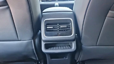 EBRO S700 1.6 TGDI Luxury 7 DCT