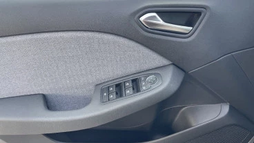 Renault Clio techno Eco-G 100cv (74kW)