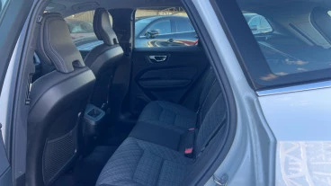 Volvo XC60 2.0 B5 G MHEV Core Auto AWD