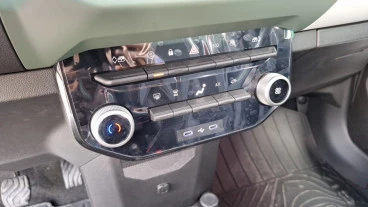 Dacia Spring Extreme Electric 48kW (65CV)