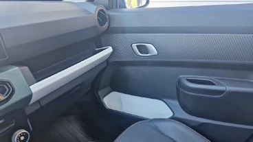 Dacia Spring Extreme Electric 48kW (65CV)