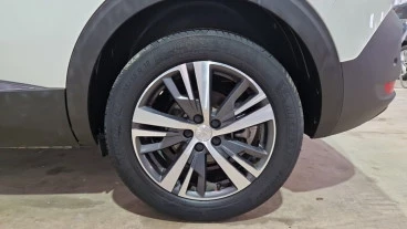 Peugeot 5008 1.2 PureTech 96KW S&S Allure EAT8